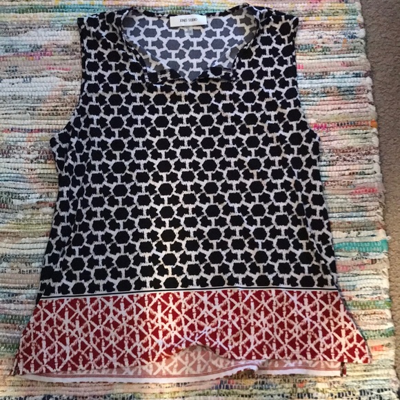 Jones Studio Tops - Jones studio sleeveless blouse